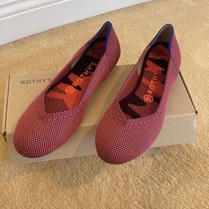 Rothy’s Flat 8.5 in Rose Double Stitch - NEW in box